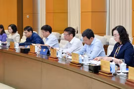 Tăng cường hoạt động giám sát việc ban hành và thực hiện văn bản quy phạm pháp luật