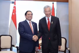 Thủ tướng Phạm Minh Chính gặp Thủ tướng Singapore Lý Hiển Long, Thủ tướng Lào Sonexay Siphandone