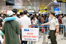 Hơn 8,6 triệu khách thông qua cảng hàng không Việt Nam