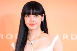 Lisa (Blackpink) xuất hiện ở CLB thời thượng nhất Bangkok