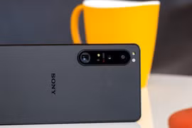 Thiết kế Sony Xperia 1 V