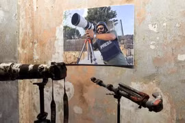 Nhà báo Reuters thiệt mạng ở Lebanon là do xe tăng của Israel