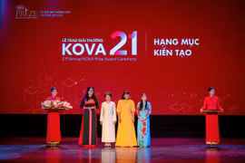 Phó Chủ tịch Sao Thái Dương nhận giải thưởng Kova 2023