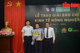 Trao giải cho 18 tác phẩm báo chí viết về kinh tế Nông nghiệp lần thứ 5