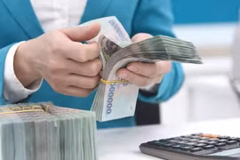 Ngân hàng Nhà nước vận động các ngân hàng tiếp tục giảm lãi suất cho vay
