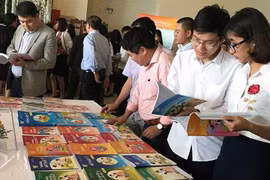 Trả lại quyền chọn sách giáo khoa cho giáo viên là phù hợp với thực tiễn
