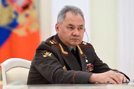 Bộ trưởng Quốc phòng Nga nói Ukraine đã cạn hỏa lực và vũ khí phương Tây yếu kém