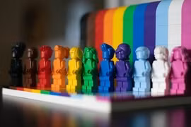 Khảo sát: 9 trong 10 nhà báo LGBTQ phải đối mặt với đe dọa và kỳ thị trực tuyến