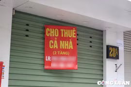 Hàng loạt mặt bằng đắt đỏ tại Thủ đô treo biển "chờ" được thuê