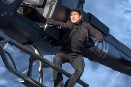 Cảnh nhảy vực đe dọa tính mạng của Tom Cruise