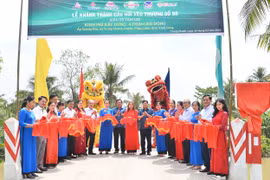 Nhựa Tiền Phong khánh thành 3 cầu nối yêu thương tại Vĩnh Long và Cần Thơ
