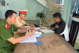Gia Lai: Thanh niên điều khiển xe máy rú ga, nẹt bô giữa trưa để đăng facebook câu view