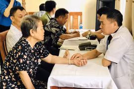Hà Nội: Y tế cơ sở còn chưa hấp dẫn, nhiều chỉ tiêu tuyển dụng không có người đăng ký