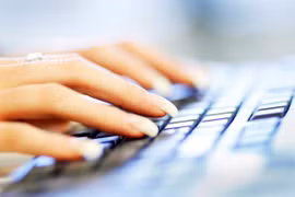 Hơn một nửa số người Mỹ phải đối mặt với sự ghét bỏ trực tuyến