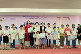 Tạp chí Trẻ em Việt Nam trao giải cuộc thi vẽ tranh “Ngôi nhà mơ ước”