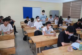 Đề thi tốt nghiệp THPT 2023 môn Giáo dục công dân, mã đề 323