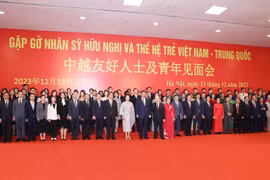 Hai Tổng Bí thư gặp mặt nhân sỹ hữu nghị và thế hệ trẻ Việt Nam - Trung Quốc