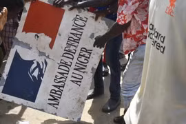 Nhóm đảo chính Niger ra 'tối hậu thư' buộc các Đại sứ Pháp, Đức và Nigeria phải rời đi