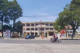 Kỷ luật khiển trách Chánh Thanh tra tỉnh Kiên Giang và Chủ tịch UBND TP Phú Quốc