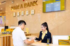 Ngân hàng tung gói vay ưu đãi, kích cầu tiêu dùng cuối năm