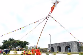 Lần đầu tiên tái hiện nghi lễ Thượng tiêu ở Di sản thành nhà Hồ