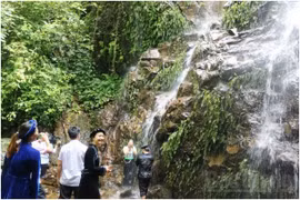 Bắc Giang phát triển du lịch sinh thái cộng đồng Thác Ngà