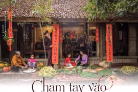 Chạm tay vào Tết