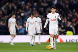 Son Heung-min vô duyên, Tottenham văng khỏi Top 4 giải Ngoại hạng Anh