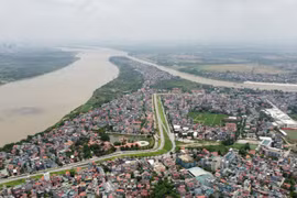 Bộ NN&PTNT nói gì về đề xuất không di dời khu dân cư bãi giữa sông Hồng?