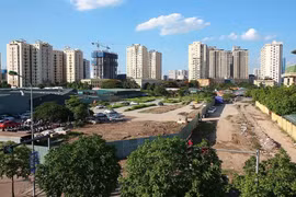 Ngân hàng vẫn rộng cửa cho vay bất động sản