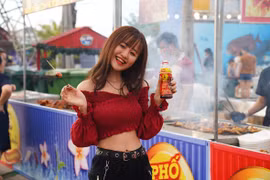 Người trẻ uống gì khi đi “cháy phố” để luôn giữ được nét tươi mát?