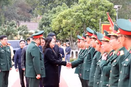 Phó Chủ tịch nước Võ Thị Ánh Xuân thăm, động viên lực lượng vũ trang tỉnh Sơn La