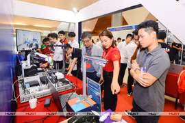 10 năm một chặng đường phát triển khoa học công nghệ
