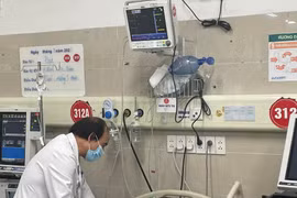 Lãnh đạo Bệnh viện Bạch Mai chia sẻ về chống tham nhũng trong đấu thầu mua thuốc