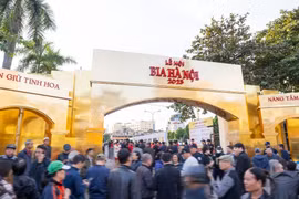 Đông đảo người dân Thủ đô hào hứng tham dự tâm điểm văn hóa “Lễ hội Bia Hà Nội 2023”