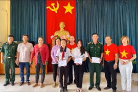 Hội Nhà báo TP Hà Nội phối hợp công tác tuyên truyền với Bộ đội Biên phòng tỉnh Cà Mau