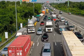 Hơn 590.000 xe hết tiền trong tài khoản thu phí ETC đi vào đường cao tốc