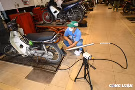 Xem xét kiểm soát khí thải xe máy, thu phí đường cao tốc do nhà nước đầu tư