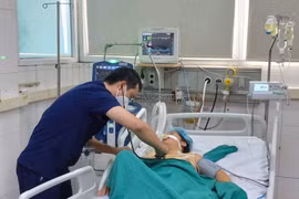 Đề xuất tăng giá dịch vụ khám chữa bệnh sau khi tăng lương cơ bản