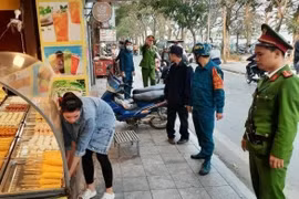 Hà Nội sẽ lập đề án quản lý vỉa hè