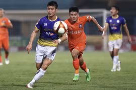 Hà Nội FC bị đội cuối bảng cầm hòa trên sân Hàng Đẫy