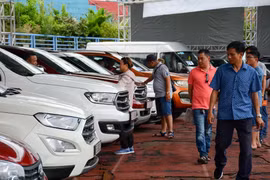 Thị trường xe cũ sôi động trước ngày định danh biển số