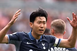 Son Heung-min tịt ngòi, Tottenham hòa tiếc nuối ngày ra quân