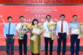 24 tác phẩm đạt giải Cuộc thi chính luận Bảo vệ nền tảng tư tưởng của Đảng ngành Công Thương