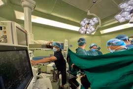 7.000 hồ sơ cấp phép lưu hành trang thiết bị y tế tồn đọng là do tâm lý e ngại của các chuyên gia