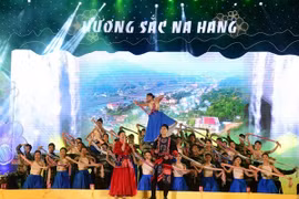 Na Hang quảng bá bản sắc văn hóa, tiềm năng du lịch tới du khách