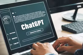 Báo chí trước “mối đe dọa ChatGPT”: “Vũ khí” lớn nhất vẫn là sự thật và sự sáng tạo