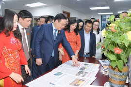Chủ tịch Quốc hội Vương Đình Huệ thăm, chúc Tết Báo Đại biểu Nhân dân, Truyền hình Quốc hội Việt Nam