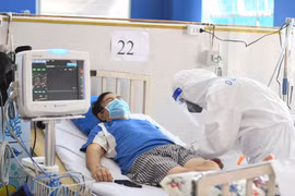 UBND TP HCM chỉ đạo khẩn, yêu cầu tăng cường phòng, chống dịch COVID -19