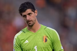 Courtois đột ngột bỏ tuyển, HLV và cầu thủ Bỉ sốc nặng